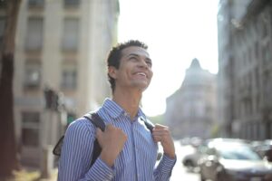 Why Men Thrive in Structured Sober Living Environments Instead of Trying to Recover Alone